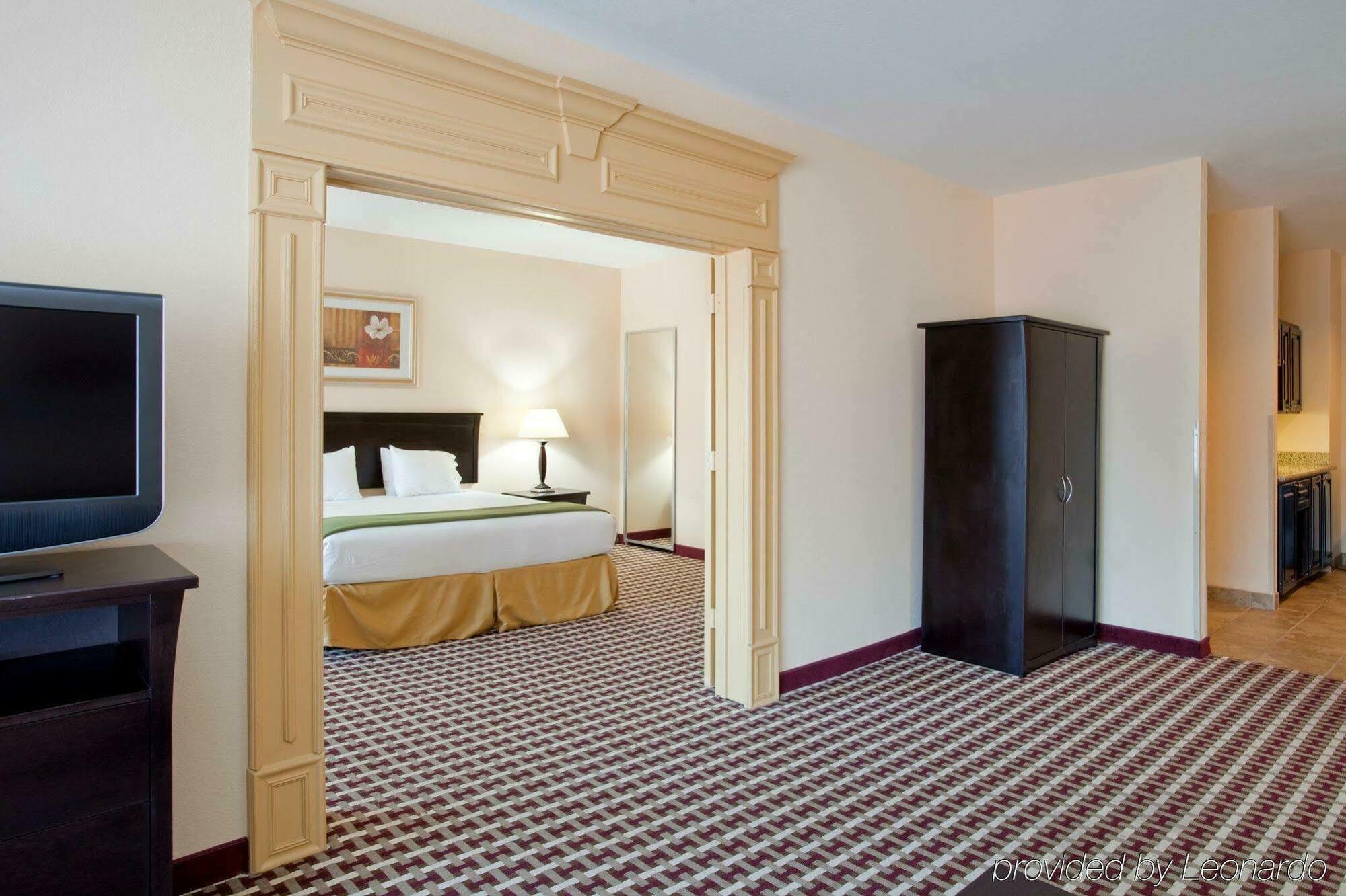 Holiday Inn Express & Suites Laurel By Ihg Phòng bức ảnh